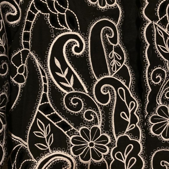 Coldwater Creek Jacket Size 6 Embroidered Floral Black and White 3/4 Sleeve - Picture 5 of 6